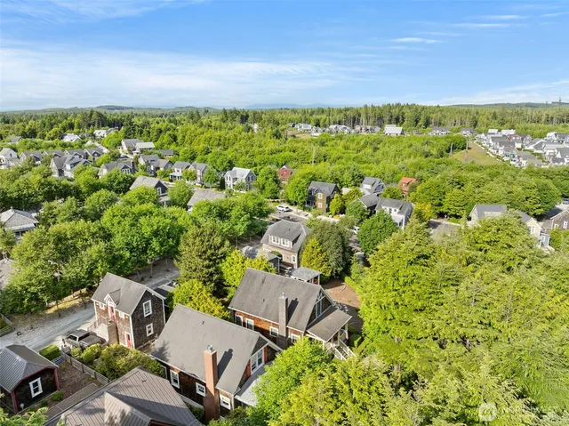 $889,999 | 7 Lupine Lane, Pacific Beach, WA 98571