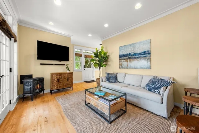 $889,999 | 7 Lupine Lane, Pacific Beach, WA 98571