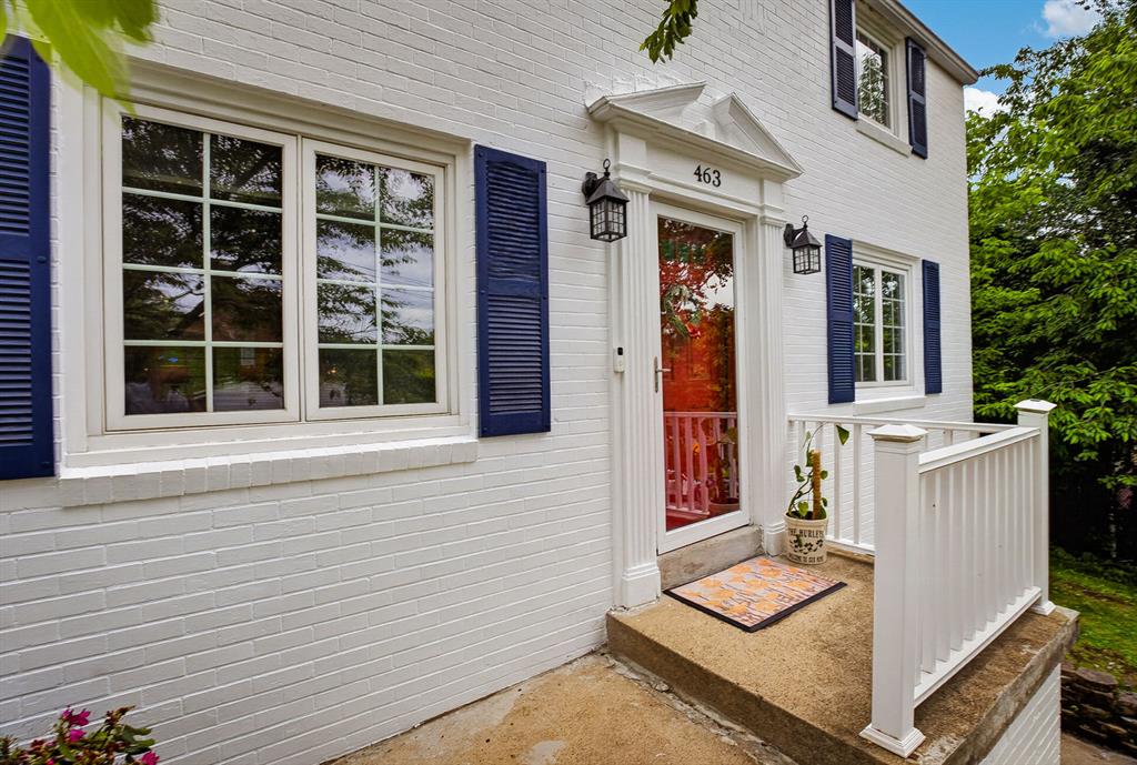 463 Haverhill Road Pittsburgh, PA 15228 - Photo 3 of 38 Gallery Image 3