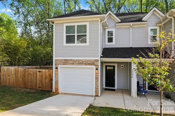 $325,000 | 2046 McDonald Drive, Charlotte, NC 28216