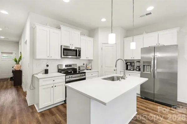 $325,000 | 2046 McDonald Drive, Charlotte, NC 28216