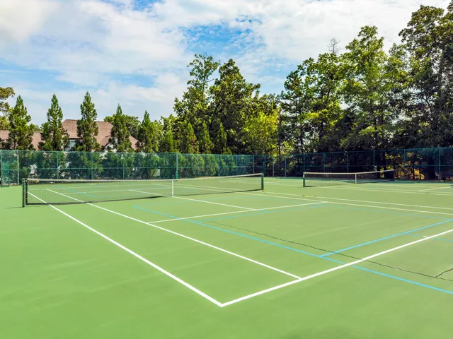 $466,500 | 59 Briarwood Drive, Ringgold, GA 30736