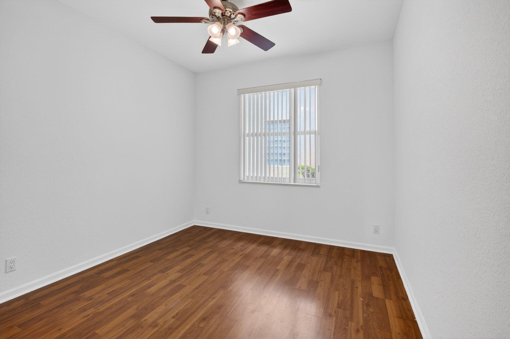 5049 Sancerre Circle Lake Worth, FL 33463 - Photo 31 of 48 34-web-or-mls-DSC_1569