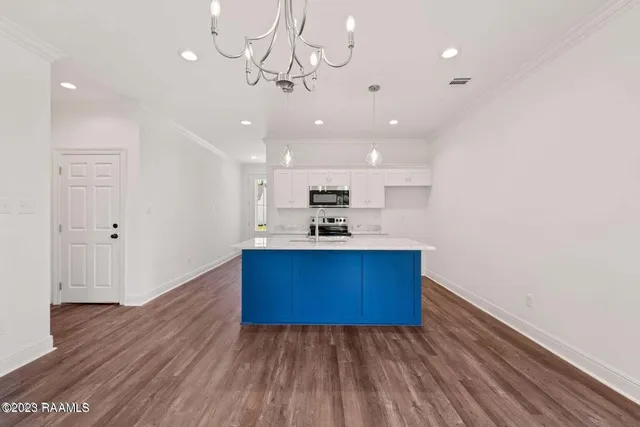 $2,000 | 121 Santa Marta Drive, Youngsville, LA 70592