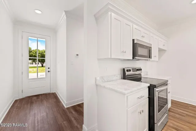 $2,000 | 121 Santa Marta Drive, Youngsville, LA 70592