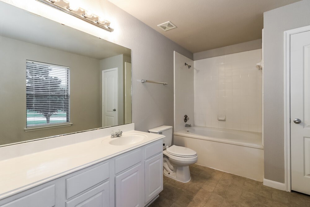 6403 Misty Brook Bend Court Spring, TX 77379 - Photo 13 of 17 Gallery Image 13
