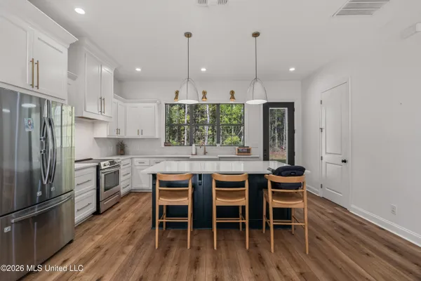 $630,000 | 75 Otis Lee Road, Petal, MS 39465