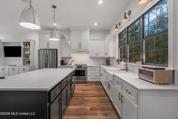 $630,000 | 75 Otis Lee Road, Petal, MS 39465