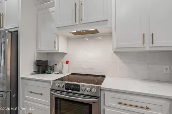 $630,000 | 75 Otis Lee Road, Petal, MS 39465