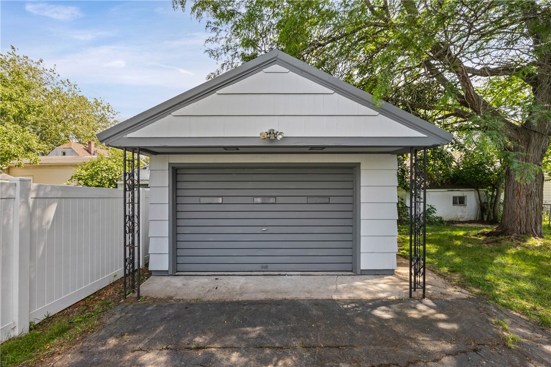169 Dunn Street Rochester, NY 14621 - Photo 42 of 45