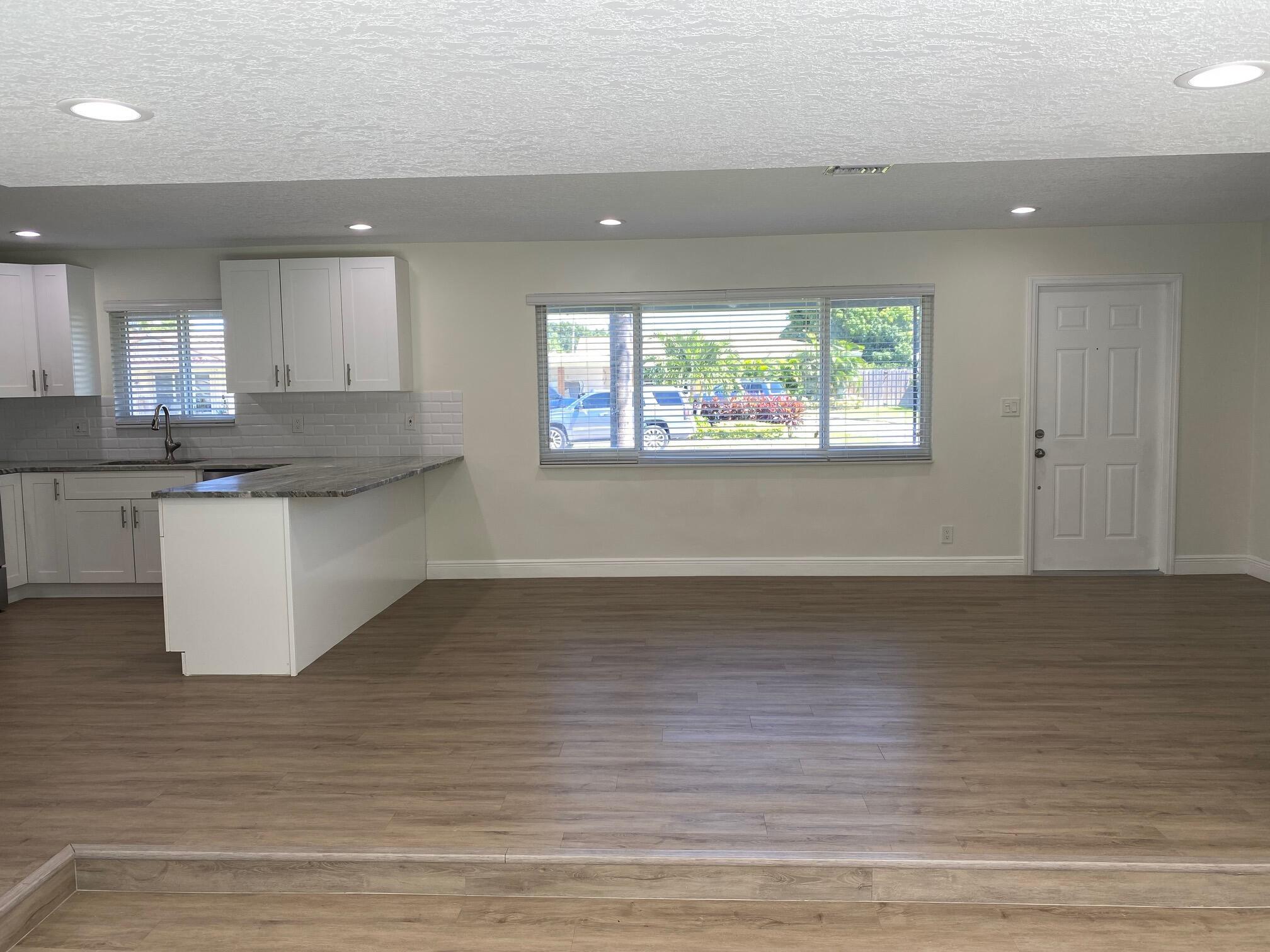 2751 Northeast 26th Terrace Boca Raton, FL 33431 - Photo 10 of 17 IMG_5855 (1)