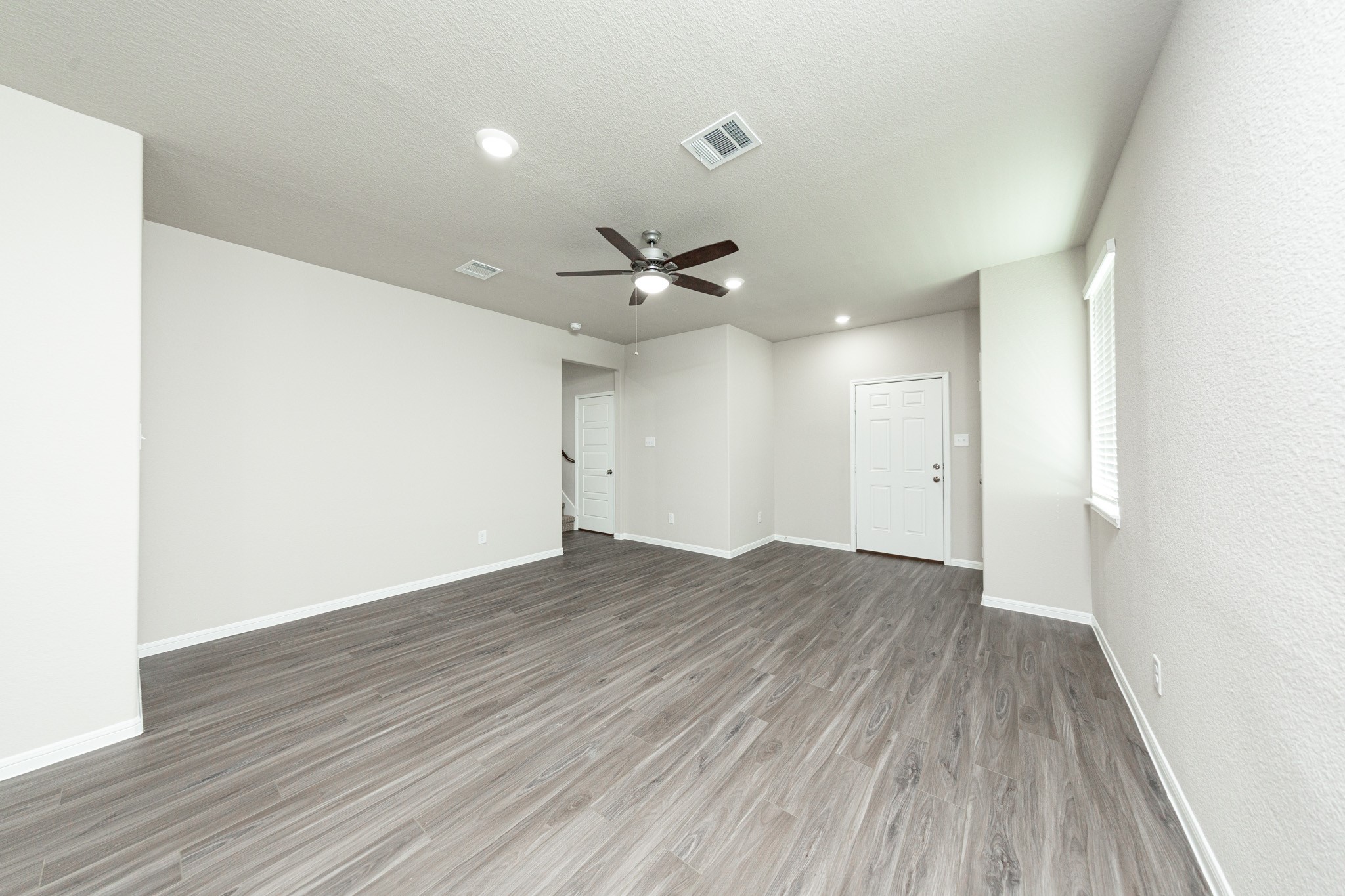 3014 Nickell Back Drive Conroe, TX 77301 - Photo 5 of 23