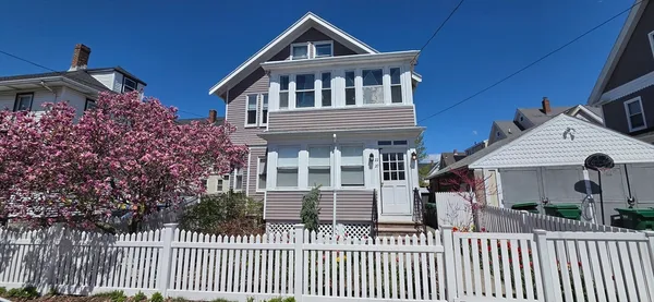 $3,200 | 20-22 Hooker Street, Unit 2, Medford, MA 02155