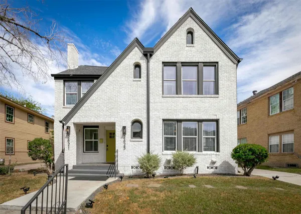 $1,695 | 2621 Palm Street, Houston, TX 77004