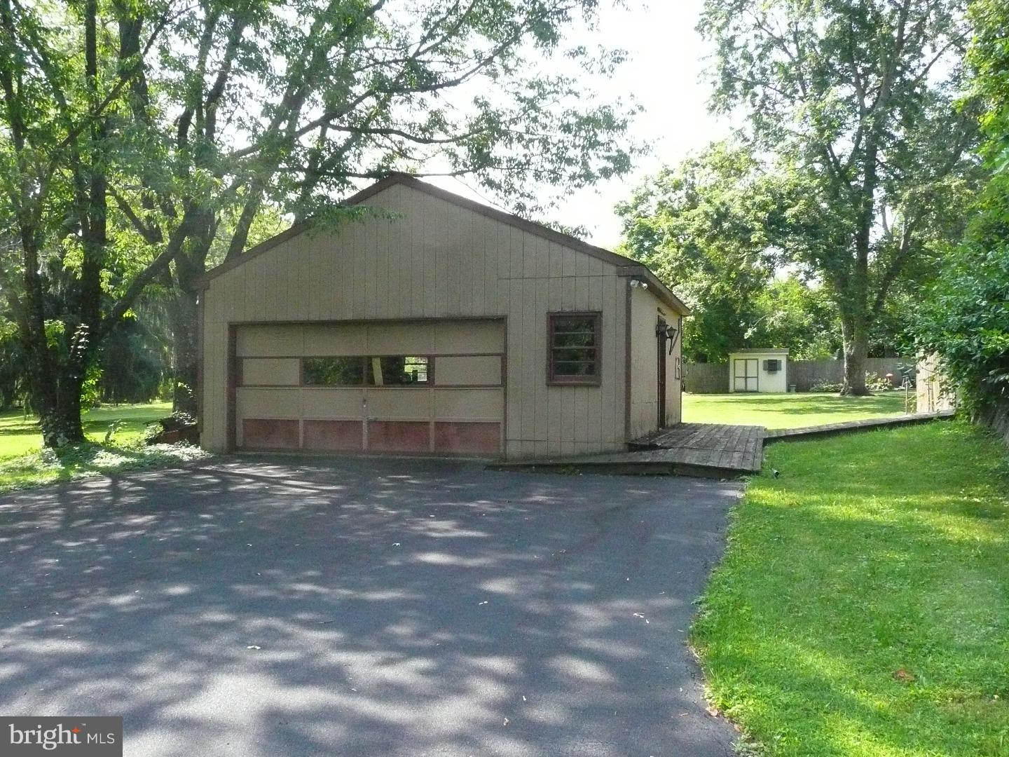 721 Pineville Road New Hope, PA 18938 - Photo 4 of 5 Gallery Image 4