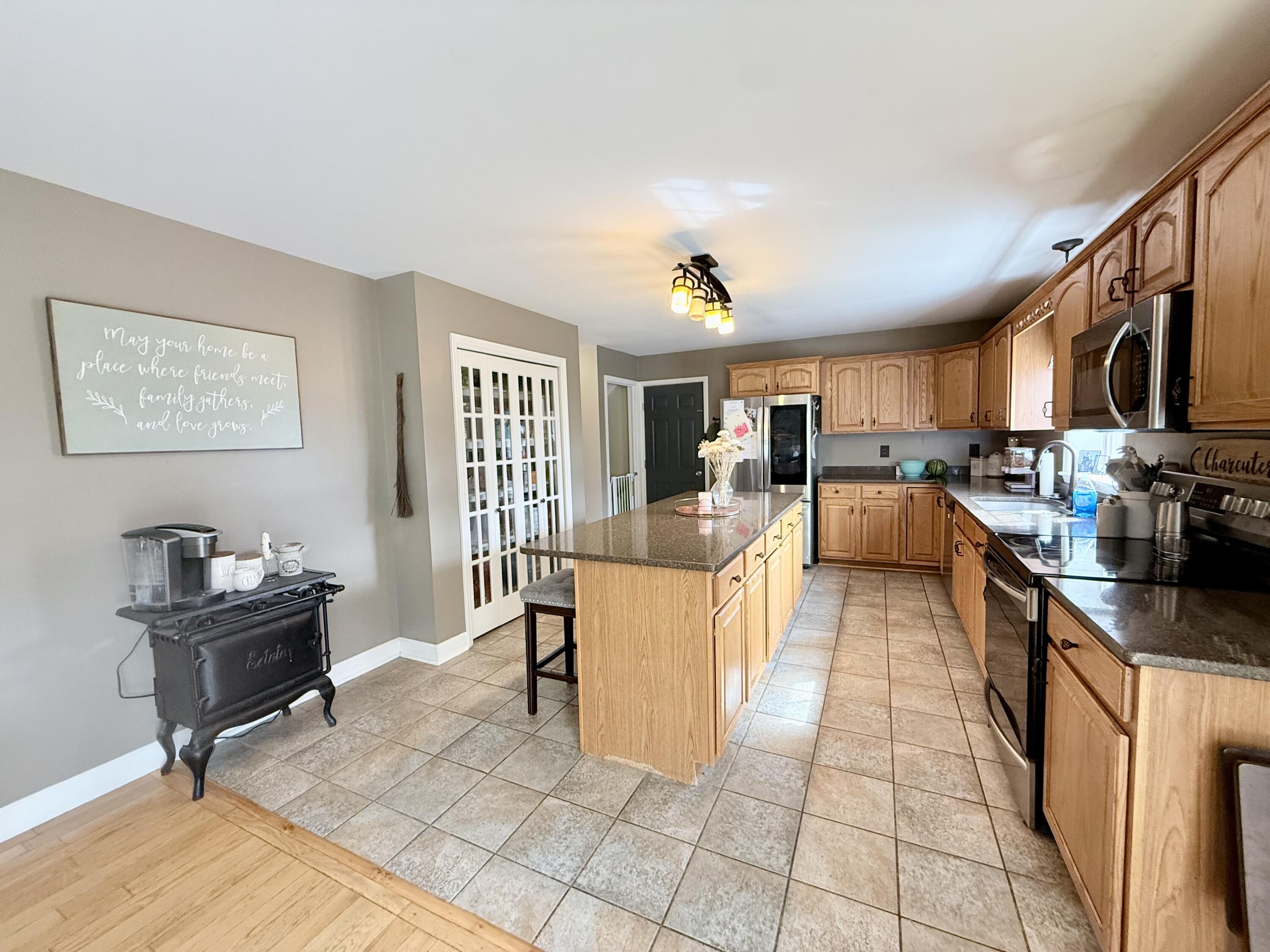 31 Tom Miller Road Plattsburgh, NY 12901 - Photo 4 of 21
