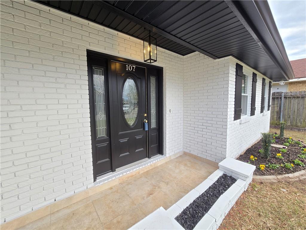 107 Barbara Lane Slidell, LA 70458 - Photo 4 of 25