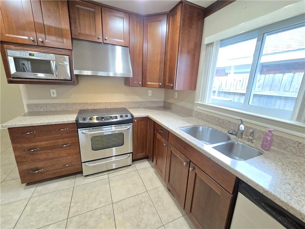 107 Barbara Lane Slidell, LA 70458 - Photo 9 of 25