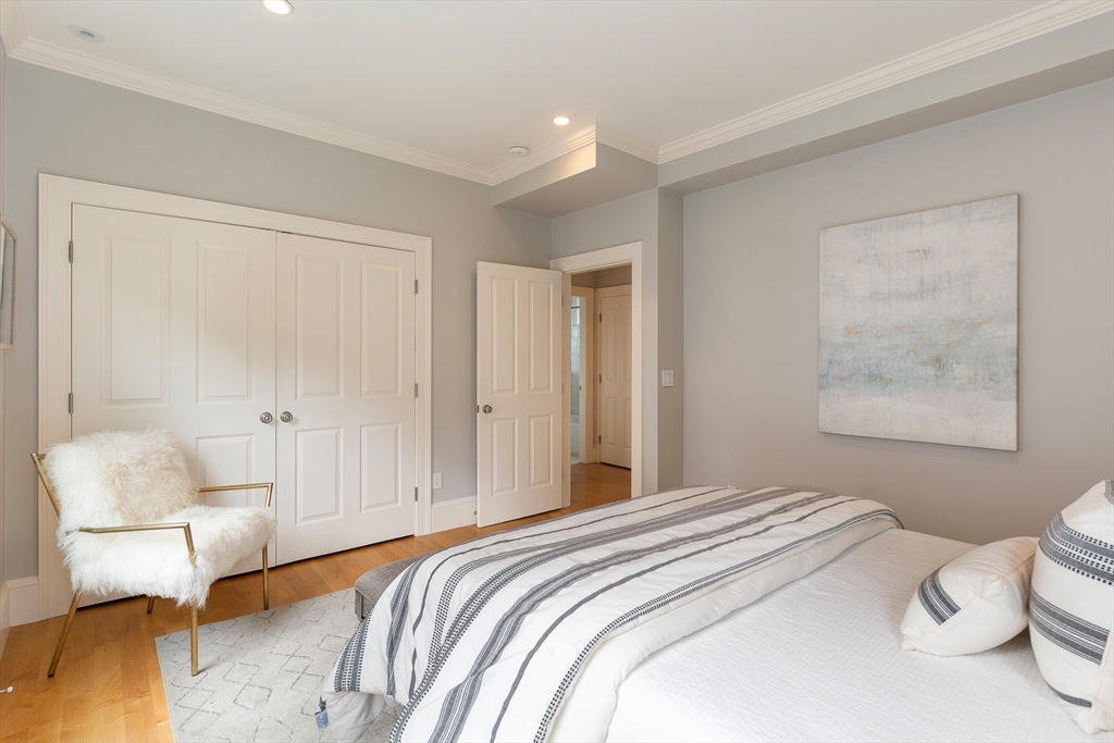 85 Upland Road Cambridge, MA 02140 - Photo 19 of 42