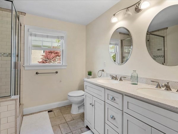 58 Burr Road Hingham, MA 02043 - Photo 21 of 38 Gallery Image 21