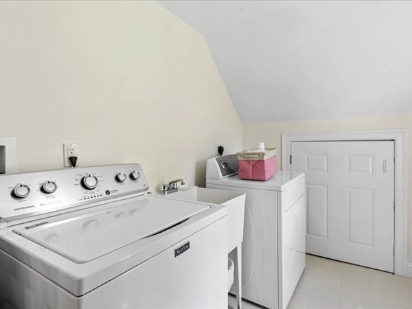 58 Burr Road Hingham, MA 02043 - Photo 31 of 38 Gallery Image 31