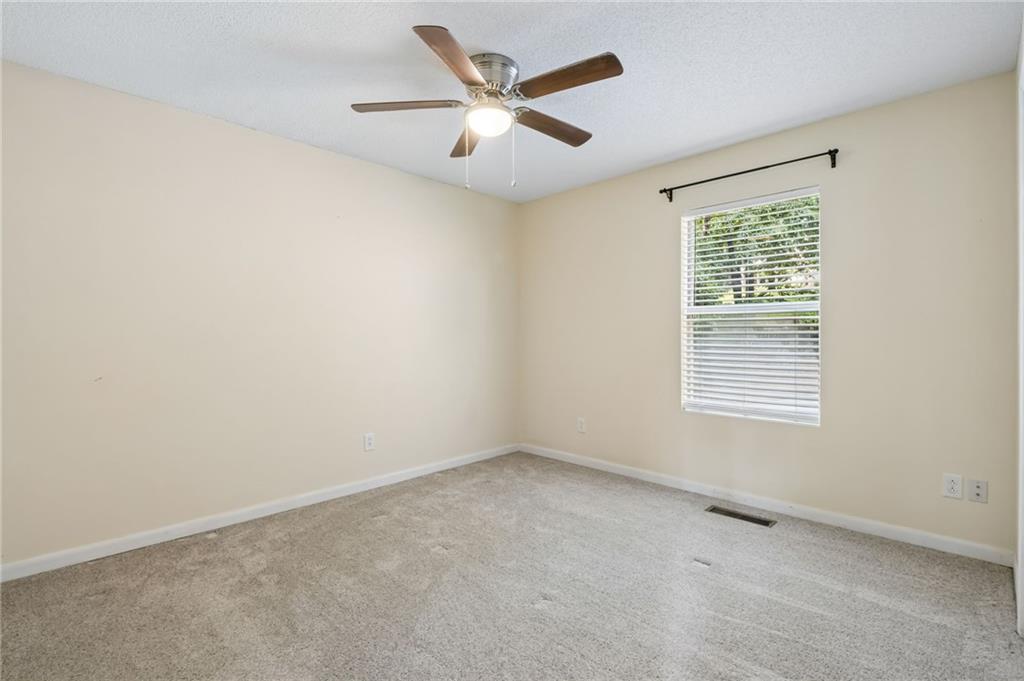 3452 Point View Circle Gainesville, GA 30506 - Photo 38 of 58 Gallery Image 38