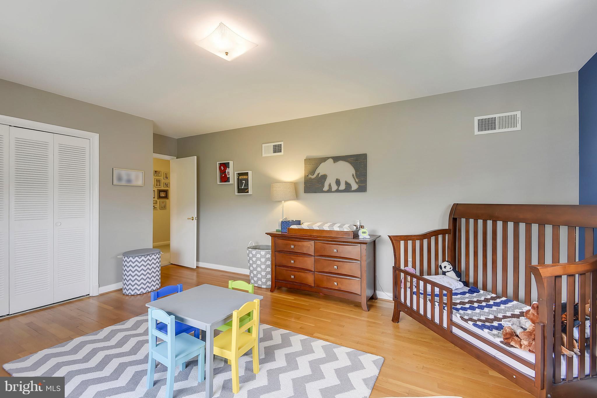 10000 Belhaven Road Bethesda, MD 20817 - Photo 21 of 30 BEDROOM #3 W/HARDWOOD FLOORS