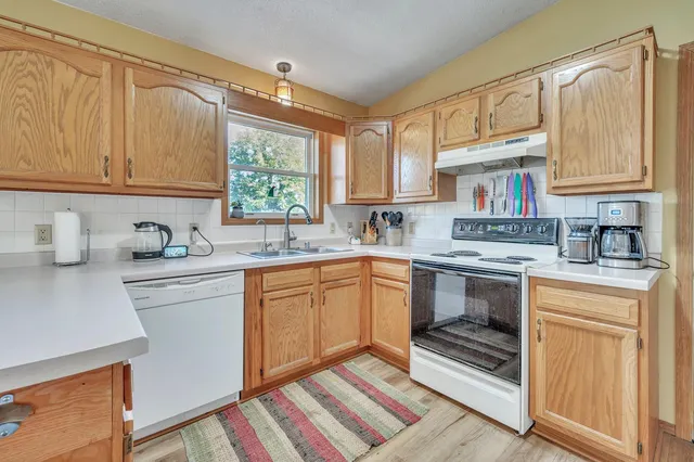 $549,000 | 70455 476th Avenue, Jackson, MN 56143