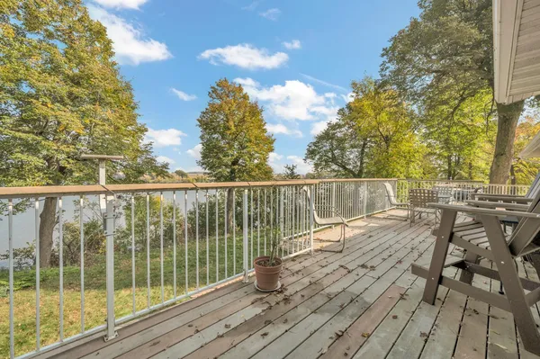 $549,000 | 70455 476th Avenue, Jackson, MN 56143