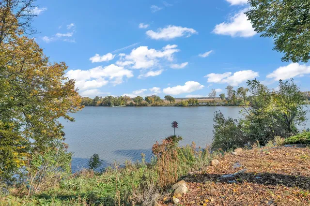 $549,000 | 70455 476th Avenue, Jackson, MN 56143