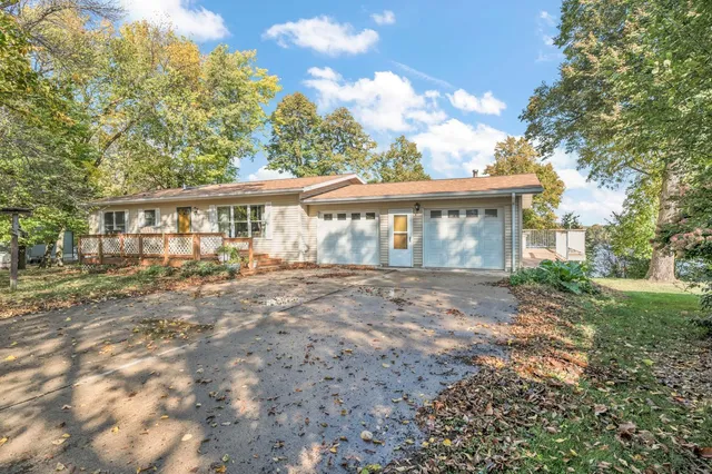 $549,000 | 70455 476th Avenue, Jackson, MN 56143