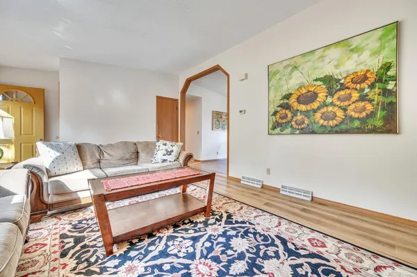 $549,000 | 70455 476th Avenue, Jackson, MN 56143