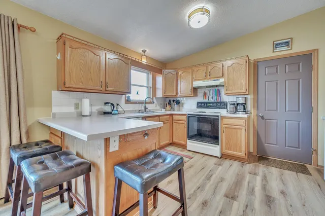 $549,000 | 70455 476th Avenue, Jackson, MN 56143