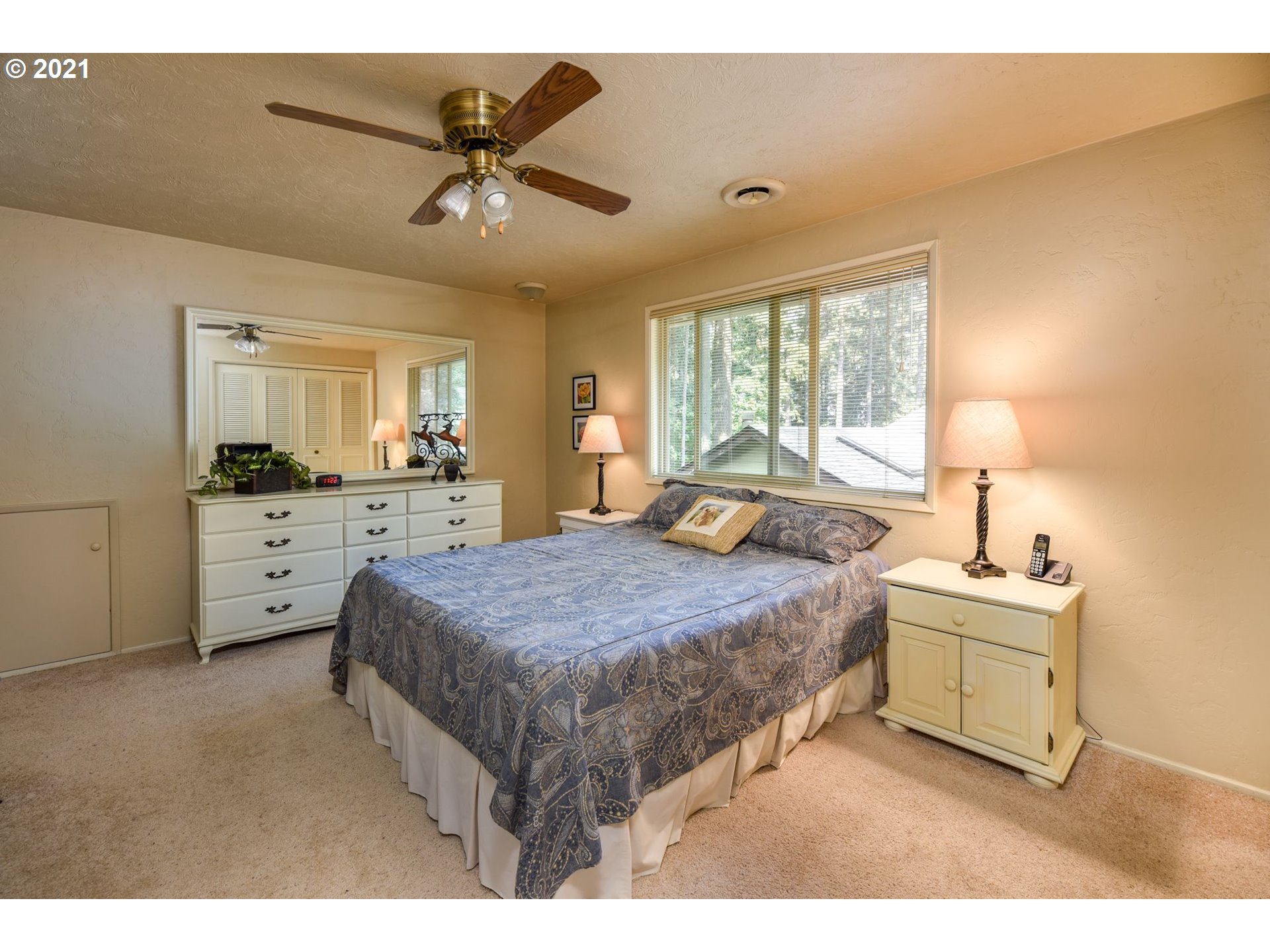 684 South 73rd Street Springfield, OR 97478 - Photo 22 of 32