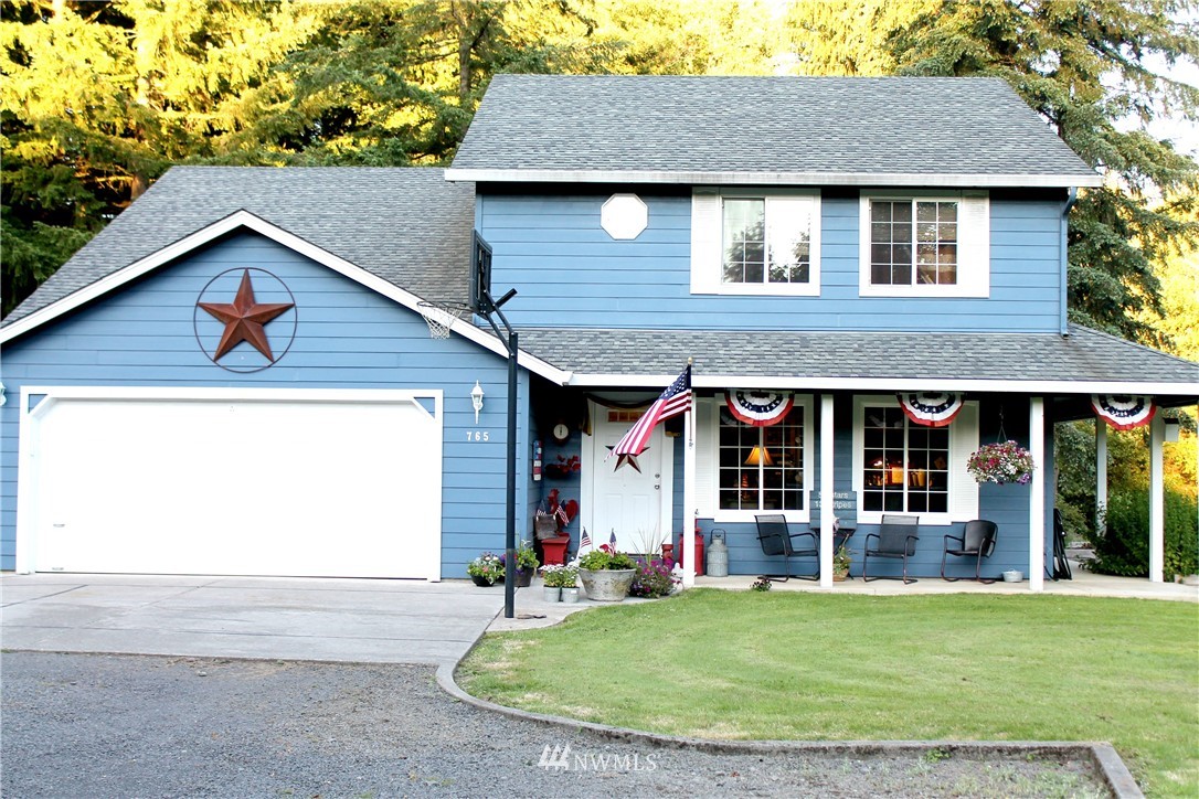 765 Stella Road Longview, WA 98632 - Photo 1 of 11