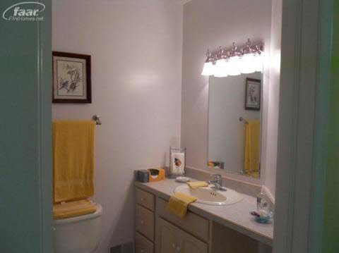 4415 Leix Road Mayville, MI 48744 - Photo 13 of 24 20270666-12.JPG