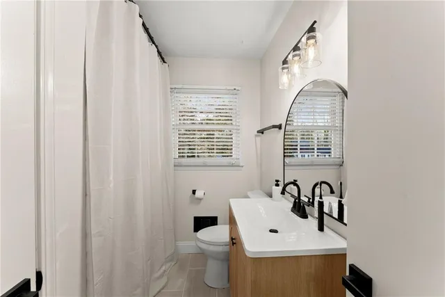 $700,000 | 1150 Orchard Way, Roswell, GA 30075