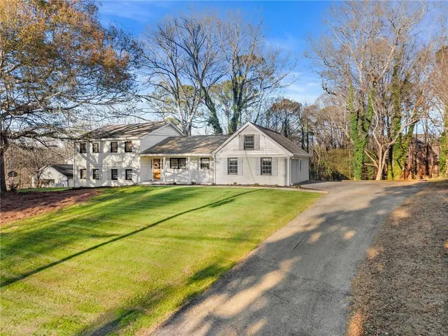 $700,000 | 1150 Orchard Way, Roswell, GA 30075