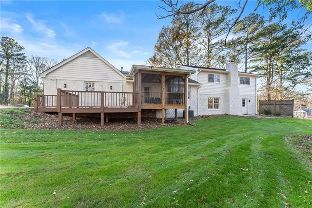 $700,000 | 1150 Orchard Way, Roswell, GA 30075