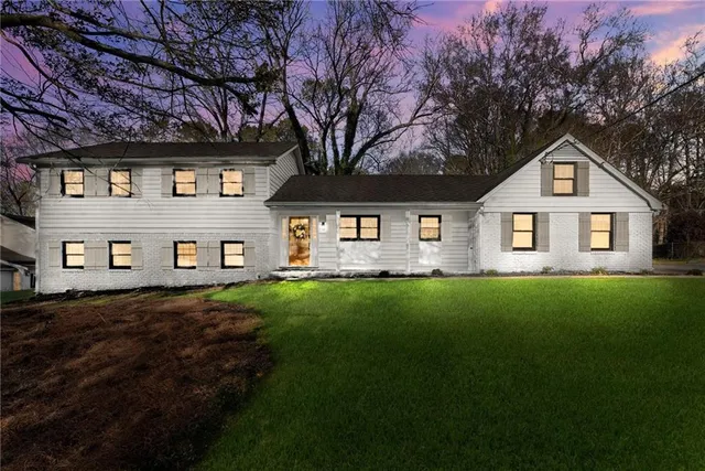 $700,000 | 1150 Orchard Way, Roswell, GA 30075