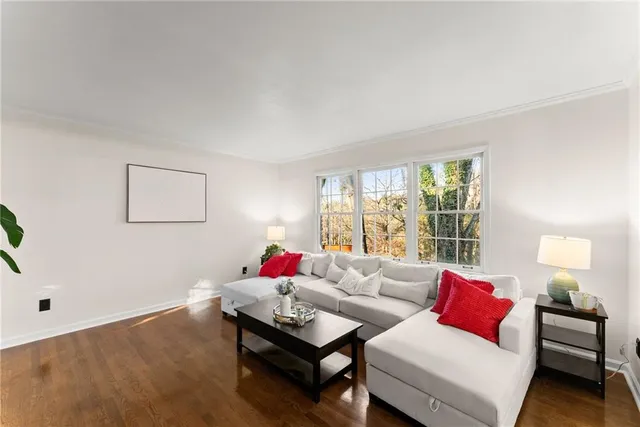 $700,000 | 1150 Orchard Way, Roswell, GA 30075