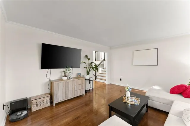 $700,000 | 1150 Orchard Way, Roswell, GA 30075