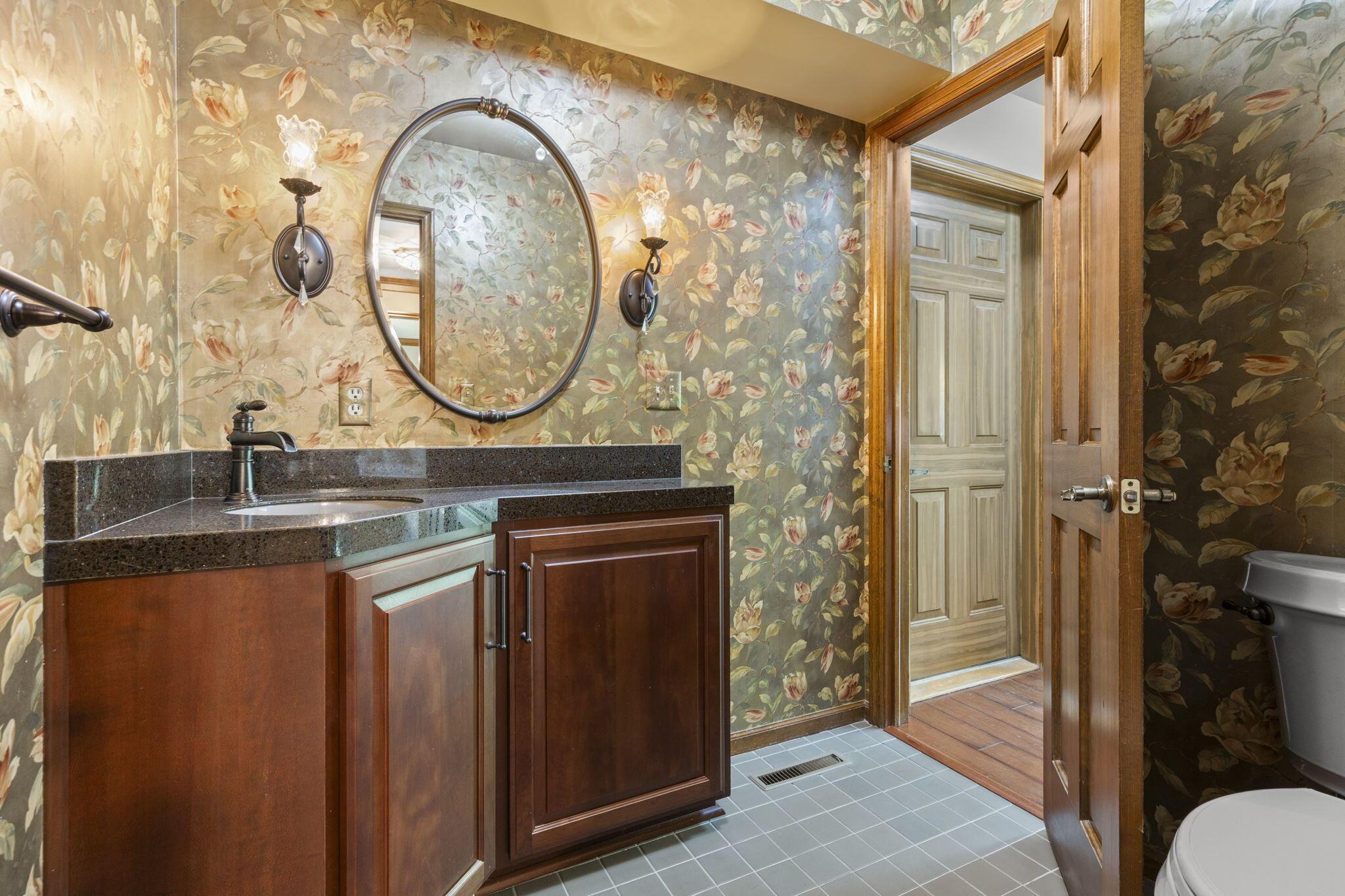 1161 Riva Ridge Boulevard Columbus, OH 43230 - Photo 7 of 60 ENTRY LEVEL HALF BATH