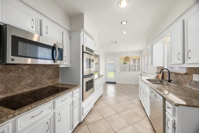 $239,000 | 6114 Elkwood Forest Drive, Houston, TX 77088