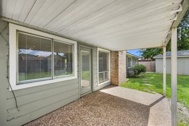 $239,000 | 6114 Elkwood Forest Drive, Houston, TX 77088