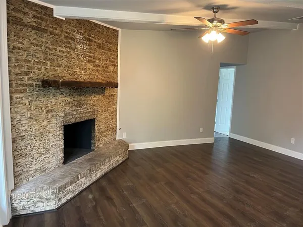 $2,150 | 2501 Bent Tree Lane, Arlington, TX 76016