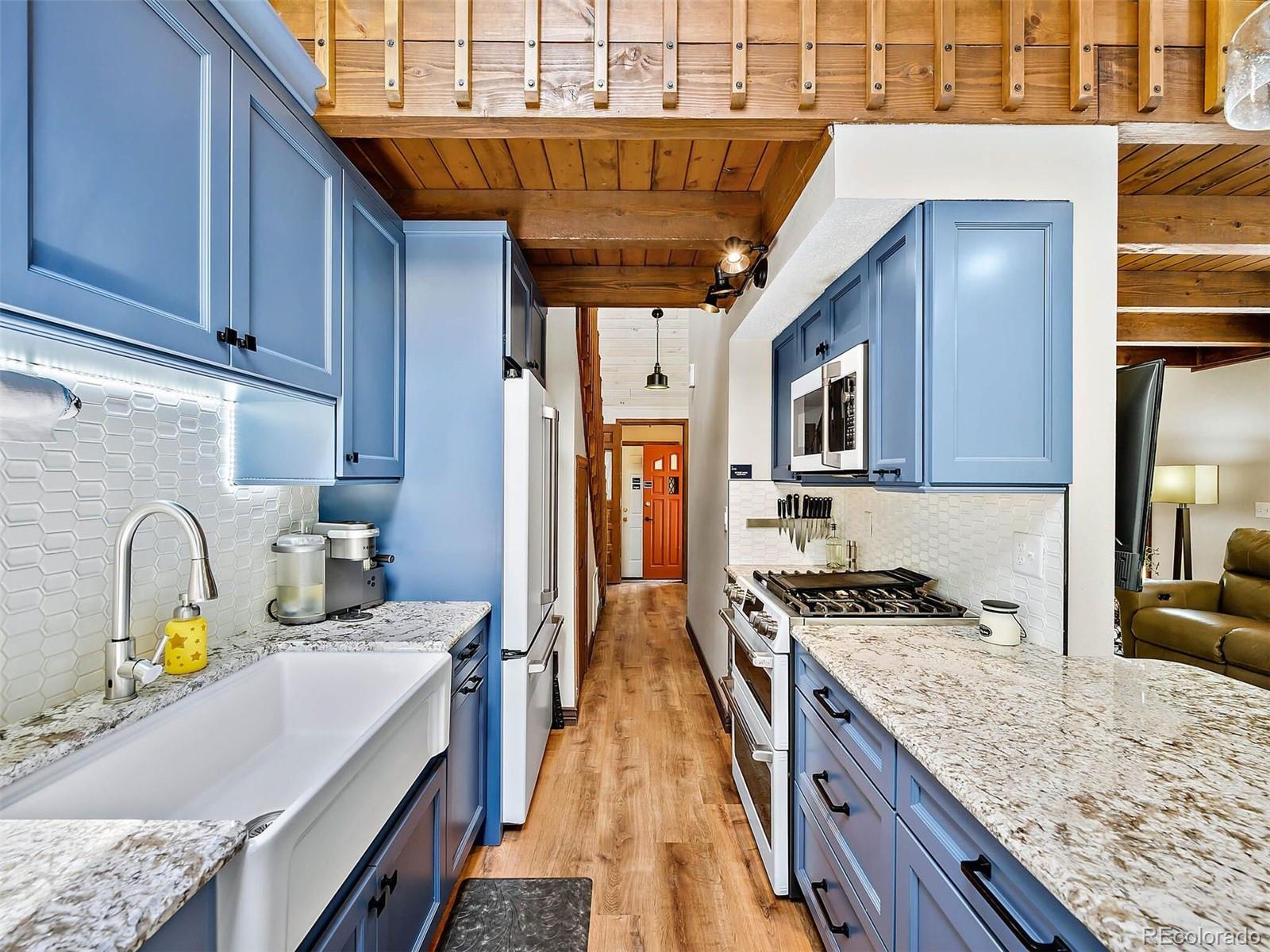 901 Empire Road Florissant, CO 80816 - Photo 9 of 40 Gallery Image 9