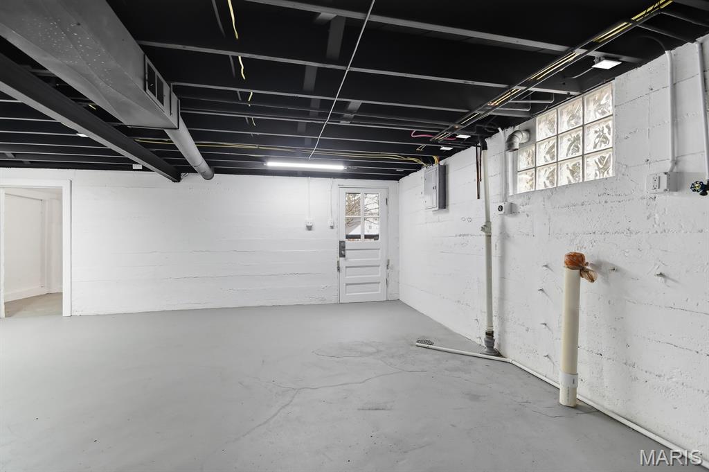 5826 Telegraph Road St. Louis, MO 63129 - Photo 13 of 18