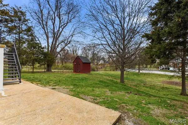 $1,600 | 5826 Telegraph Road, St. Louis, MO 63129