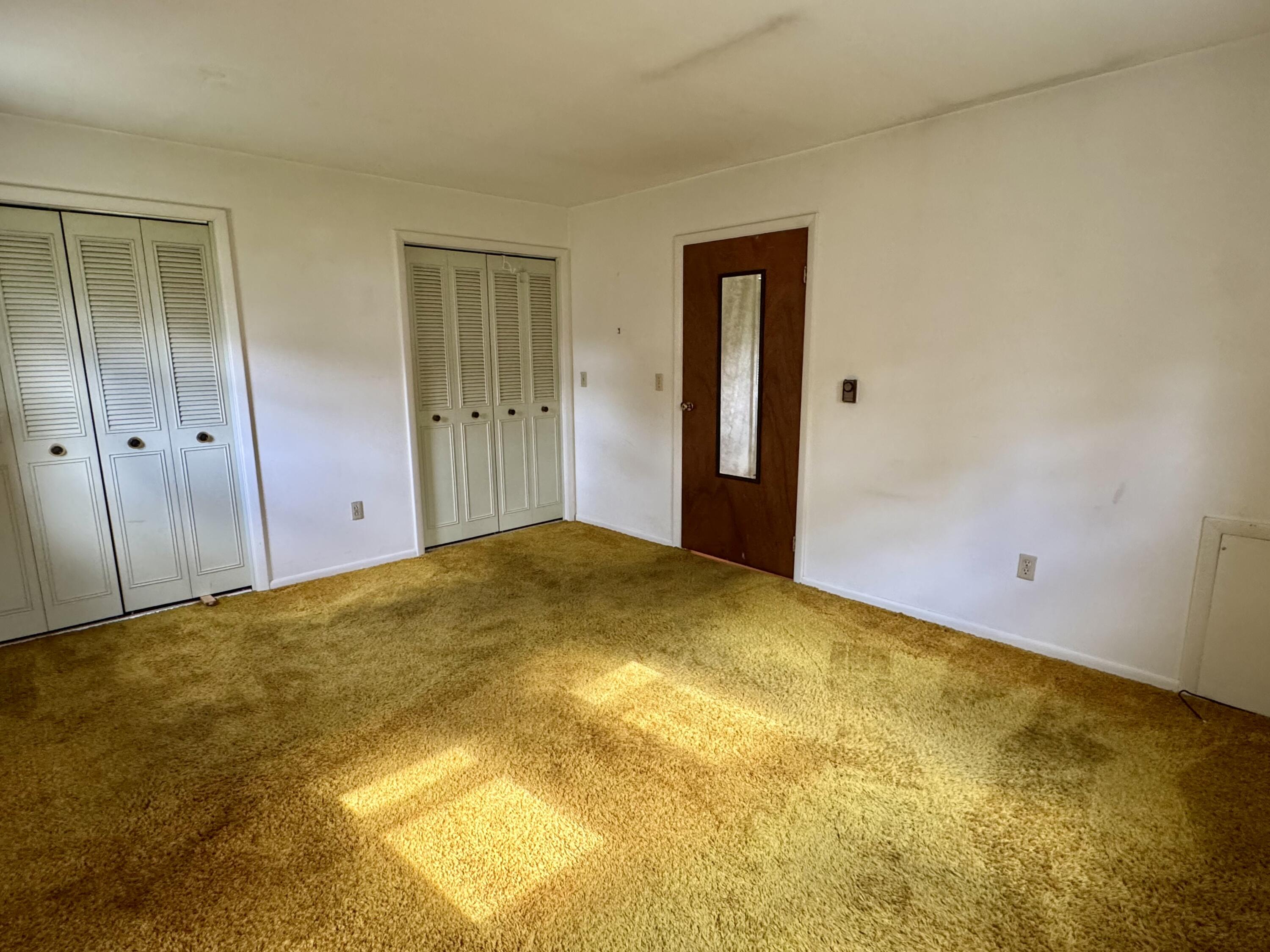 37 Prospect Avenue Plattsburgh, NY 12901 - Photo 28 of 33